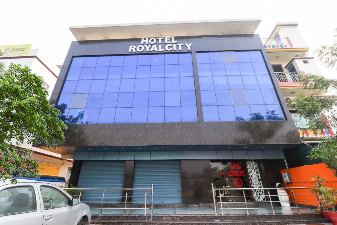 Oyo 6908 Hotel Royal City Āzamgarh Εξωτερικό φωτογραφία